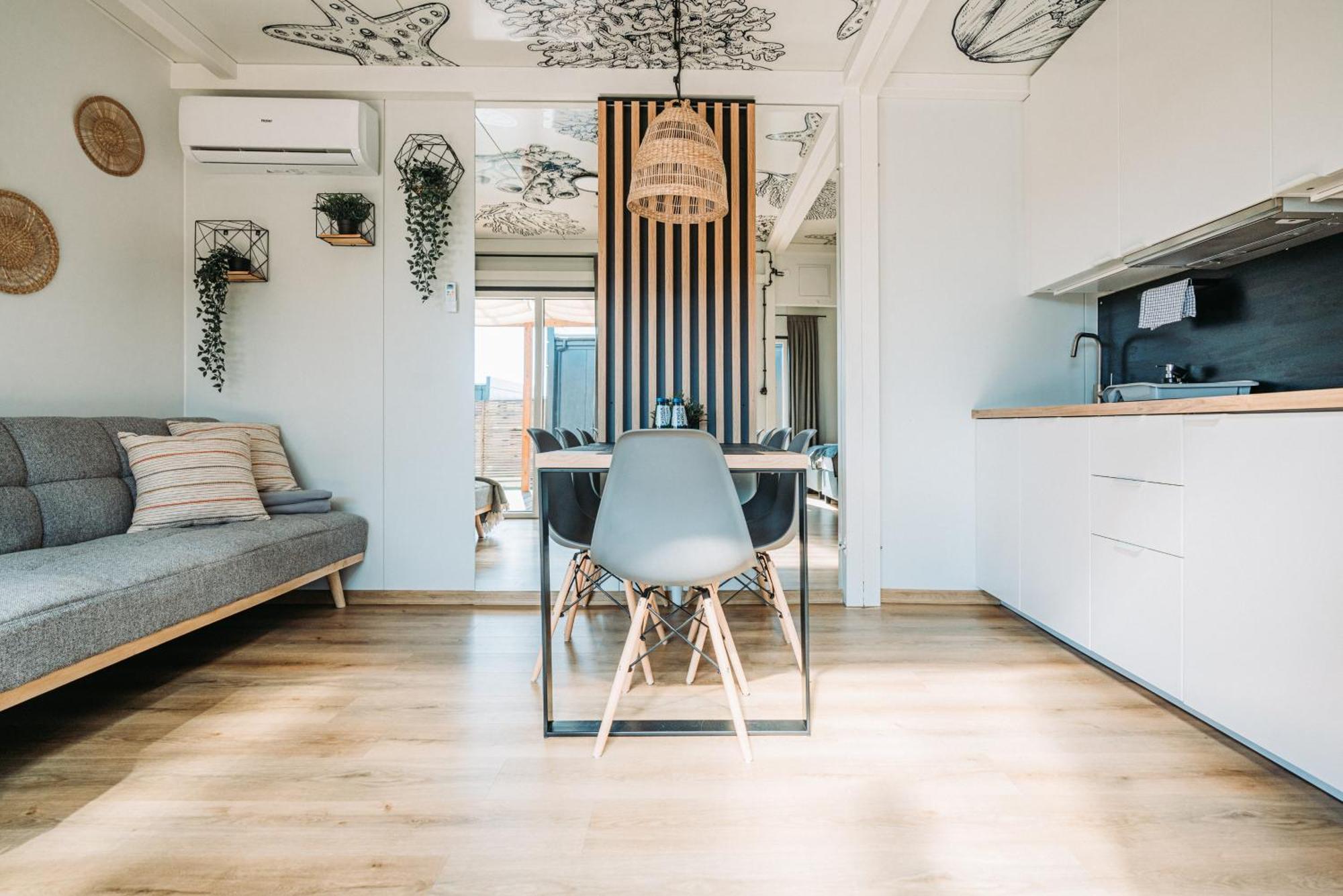 Rresort - Domki Z Krytym I Podgrzewanym Basenem, Sauna, Wifi, Parking W Cenie! เรวัล ภายนอก รูปภาพ
